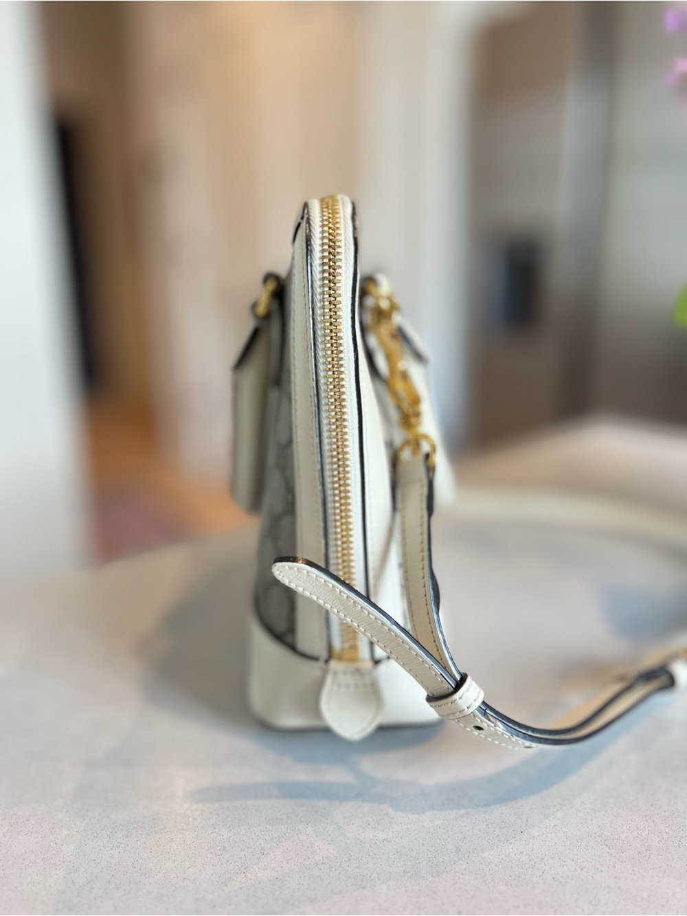 Gucci GG Canvas Satchel in Beige and White with Gold Hardware - Picture 3 of 7